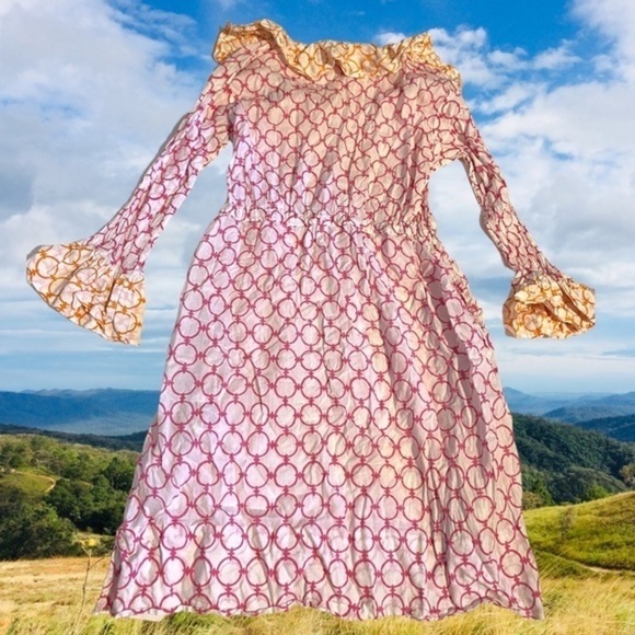 Gretchen Scott Designs Long sleeve neck bow Dress with pockets - Picture 2 of 10